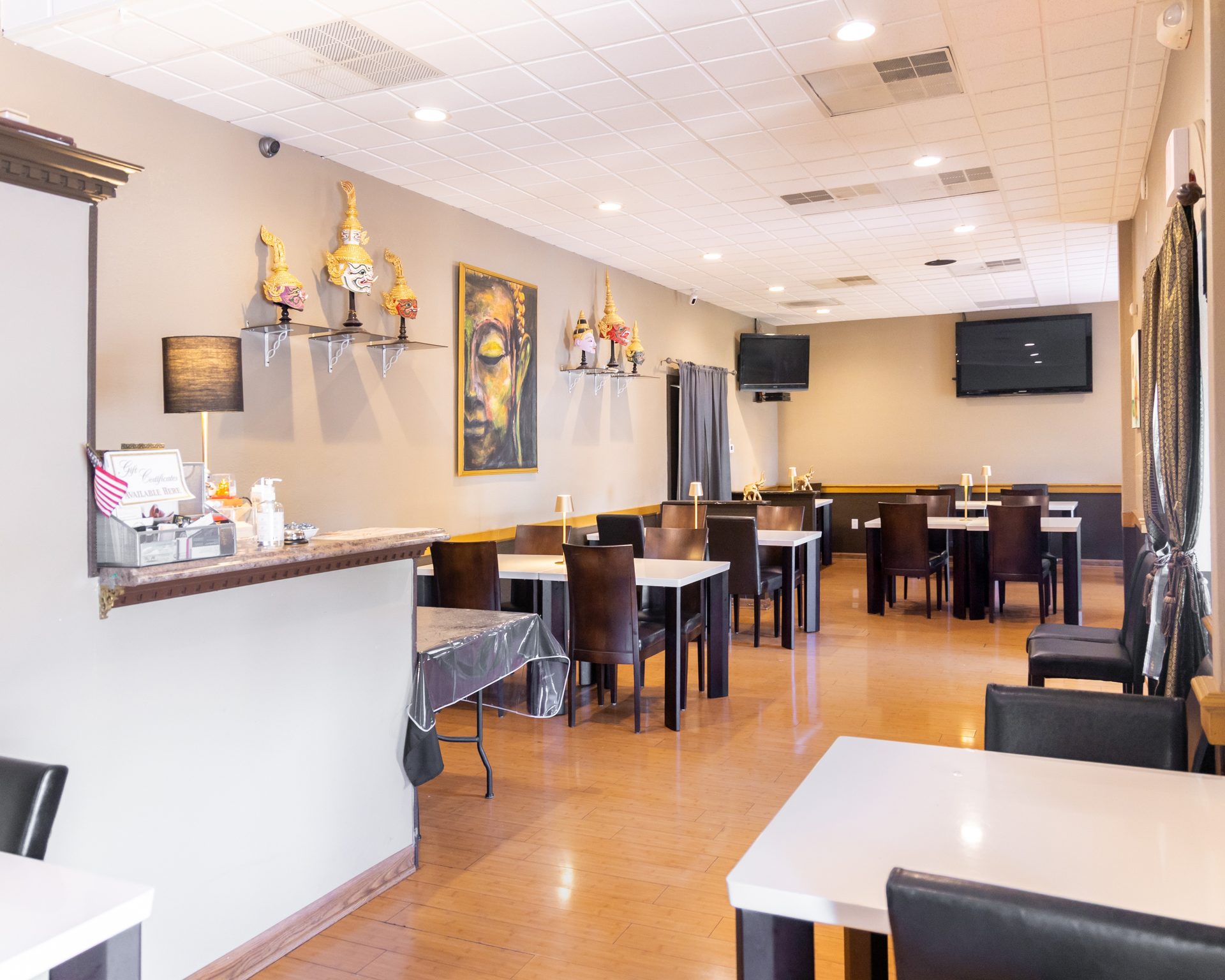 A Warm, Inviting Space For Every Occasion