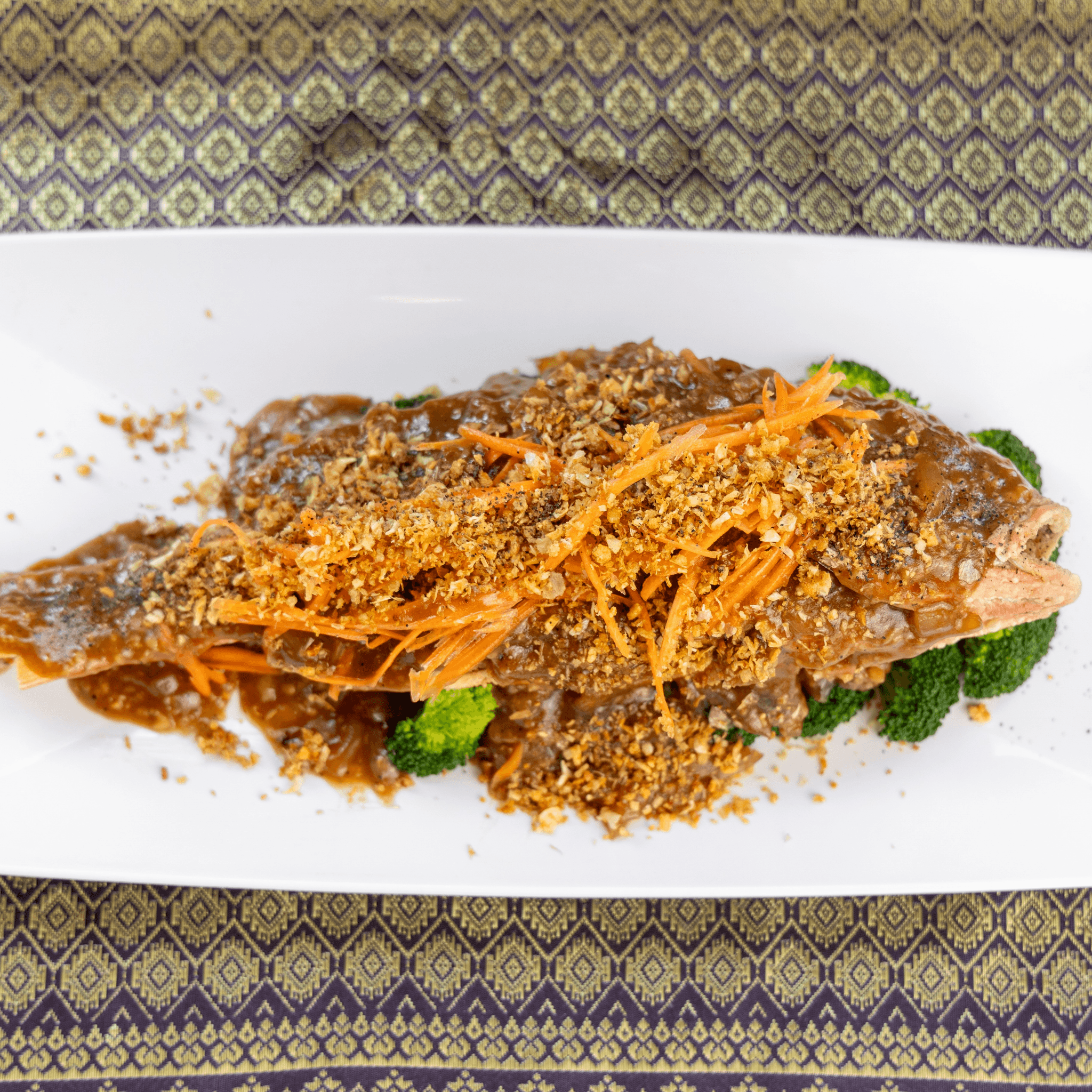 SP56 Garlic Red Snapper.