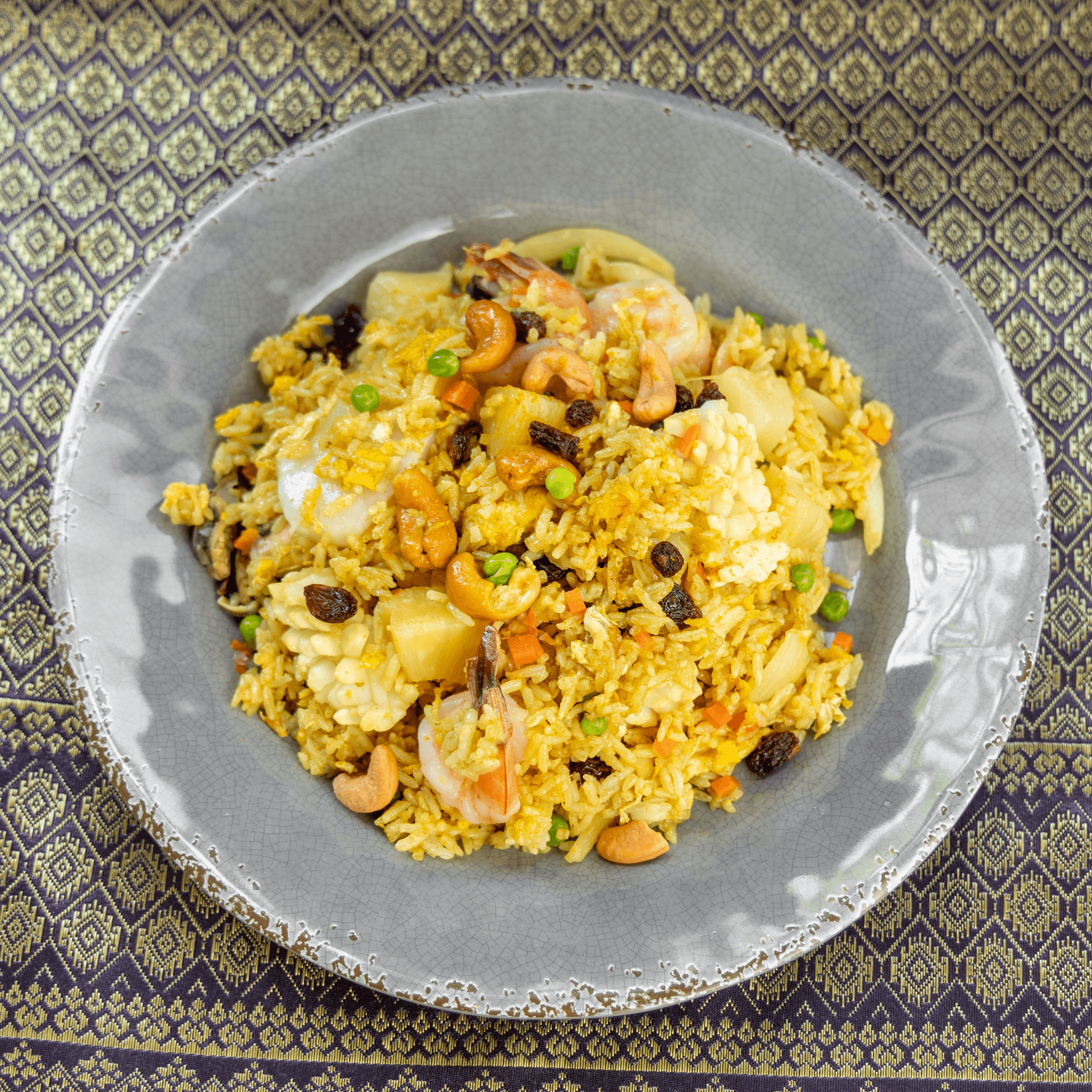 EN47 Pineapple Fried Rice.