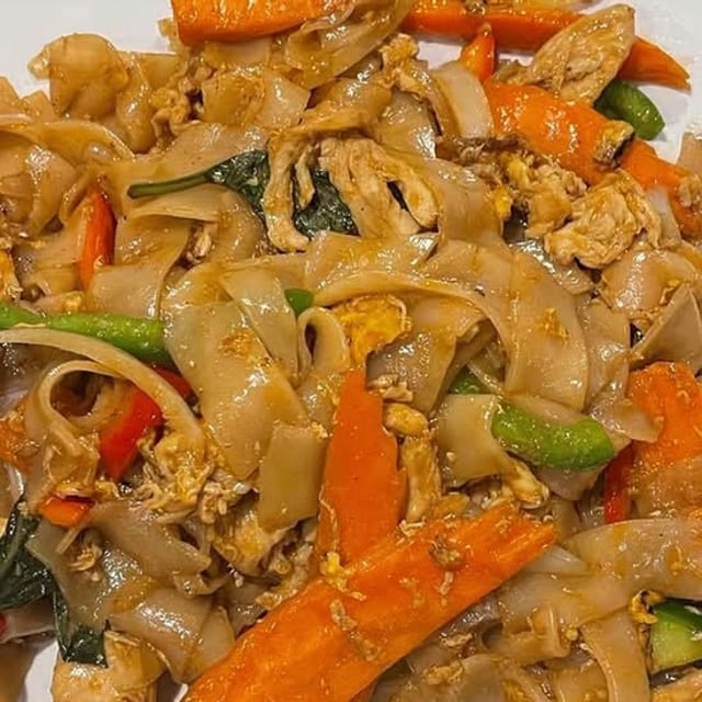 EN41 Drunken Noodle.